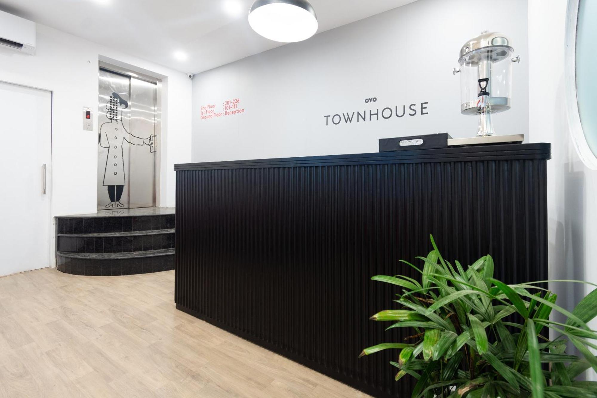 Townhouse Hotel Mannat International Kolkata Eksteriør bilde